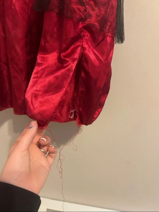 Red Gothic Vampire Girls Halloween Costume Dress - Picture 4 of 5